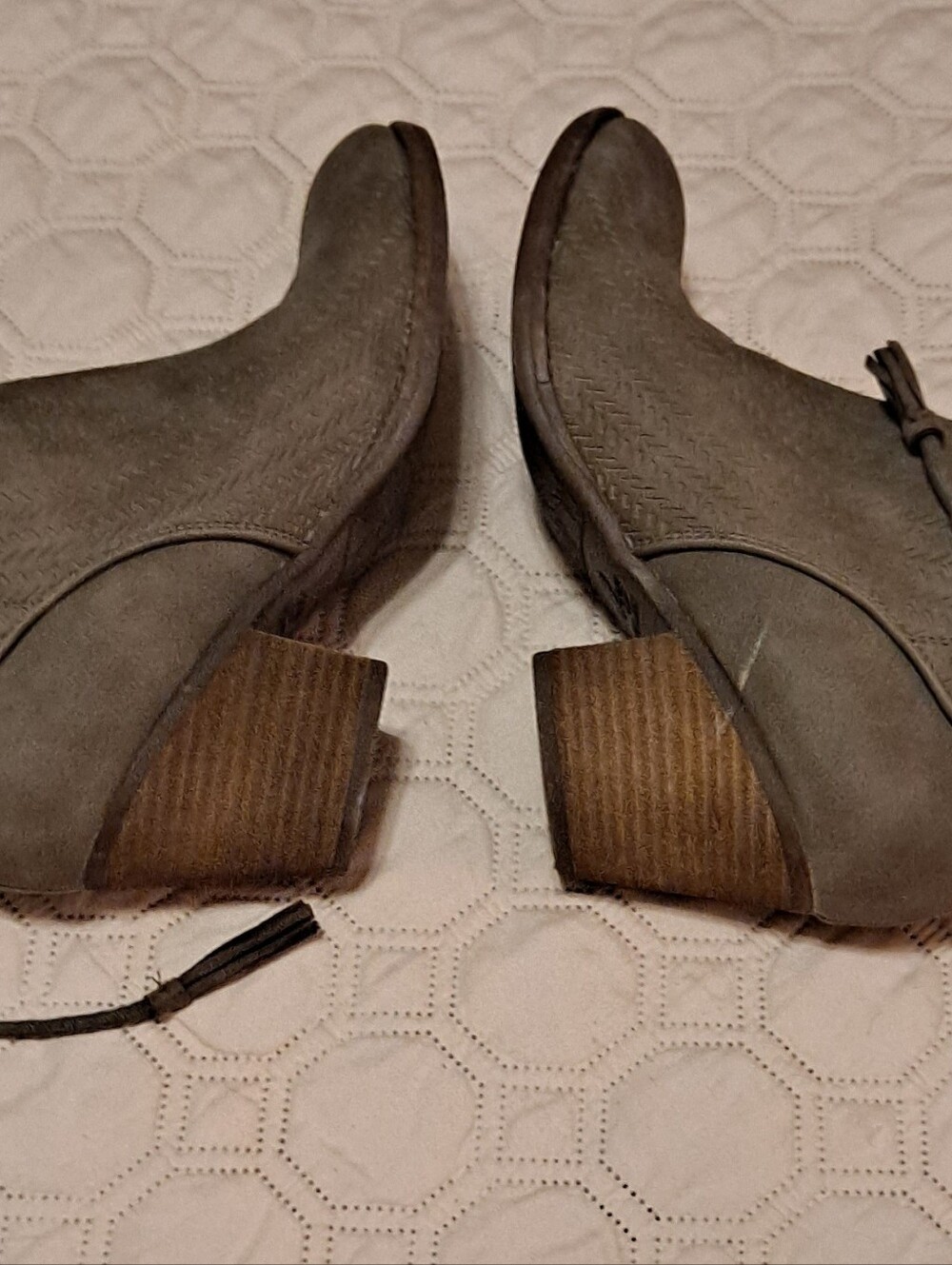 Roxy Women’s Taupe Ankle Boots - Textured Zip Booties 9.5 - Picture 4 of 6